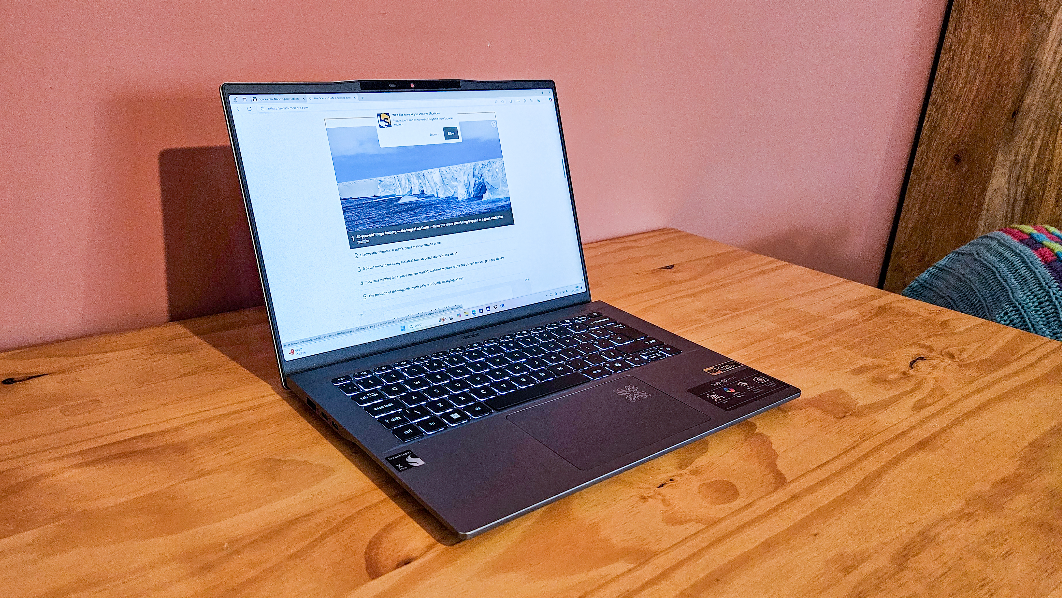 Acer Swift Go 14 - display screen