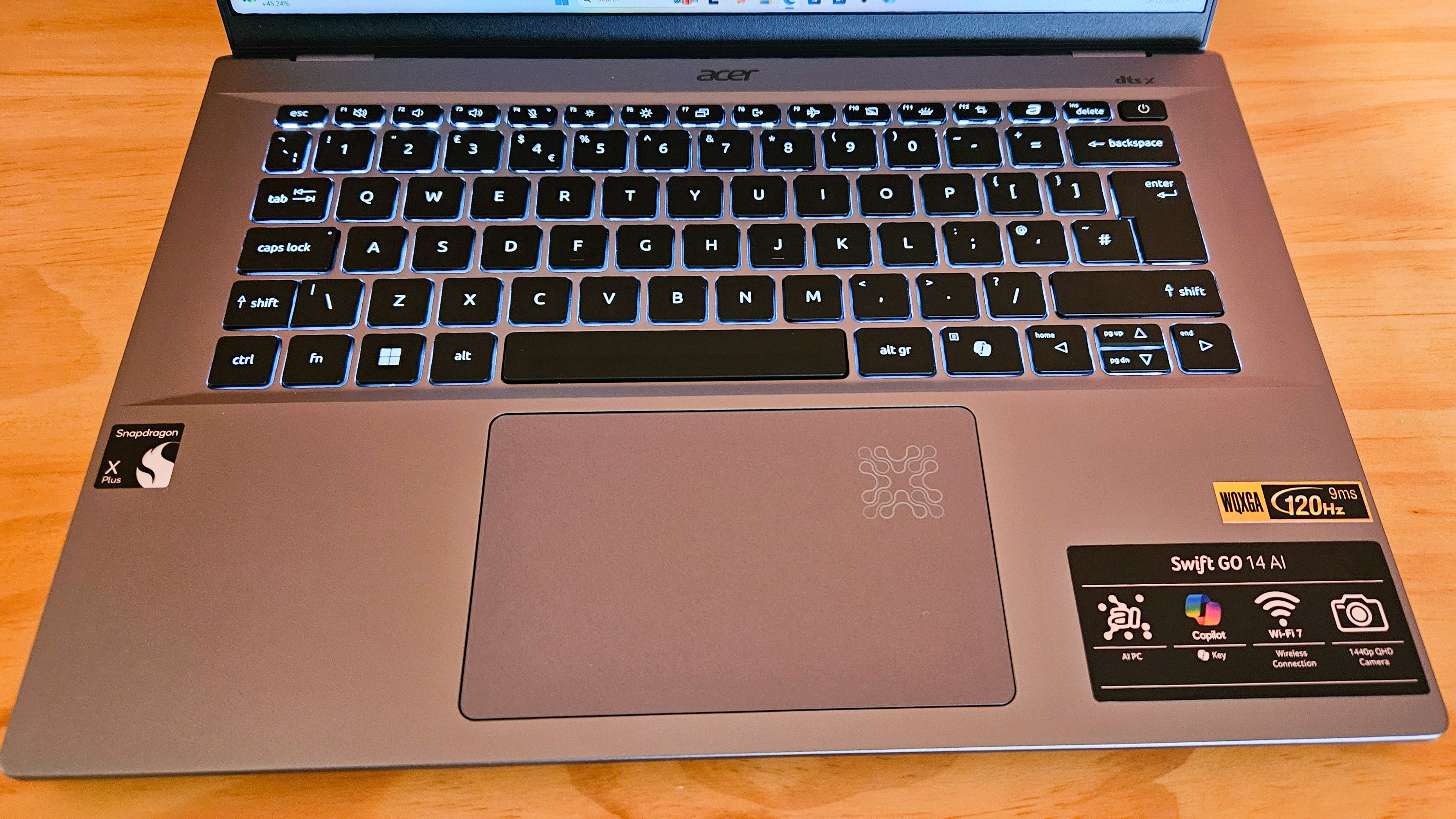 Acer Swift Go 14 - keyboard lit up